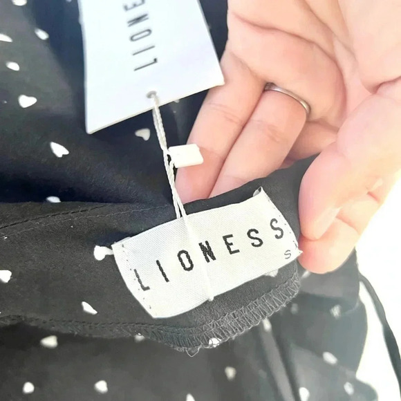 Lioness String Along Adjustable Tie Strap Dress Black & White Hearts Size 4 NWT - Picture 8 of 11